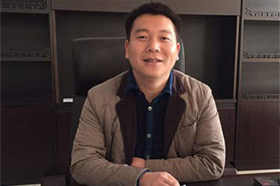 上海艾車二手車總經理鄭先生